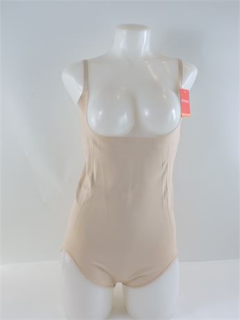 Police Auctions Canada - Women's Spanx Sculpt Open-Bust Bodysuit
