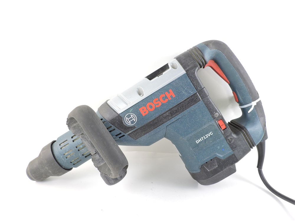 Police Auctions Canada Bosch DH712VC Corded 14.5A Demolition