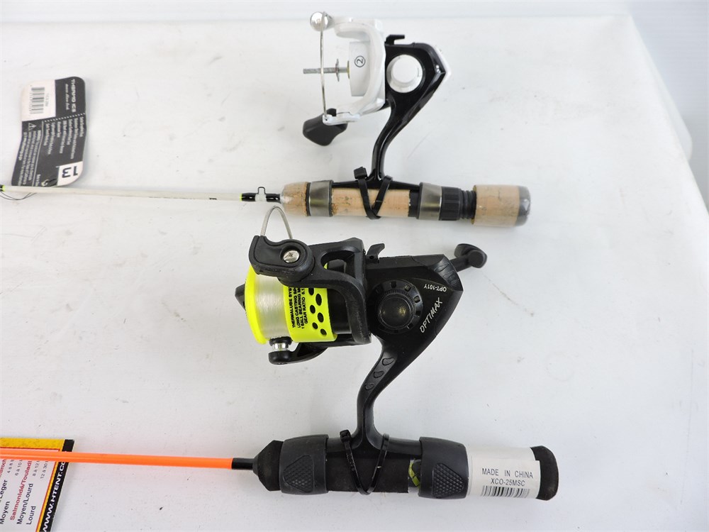 Police Auctions Canada - Lot of (2) Small Fishing Rods with Reels
