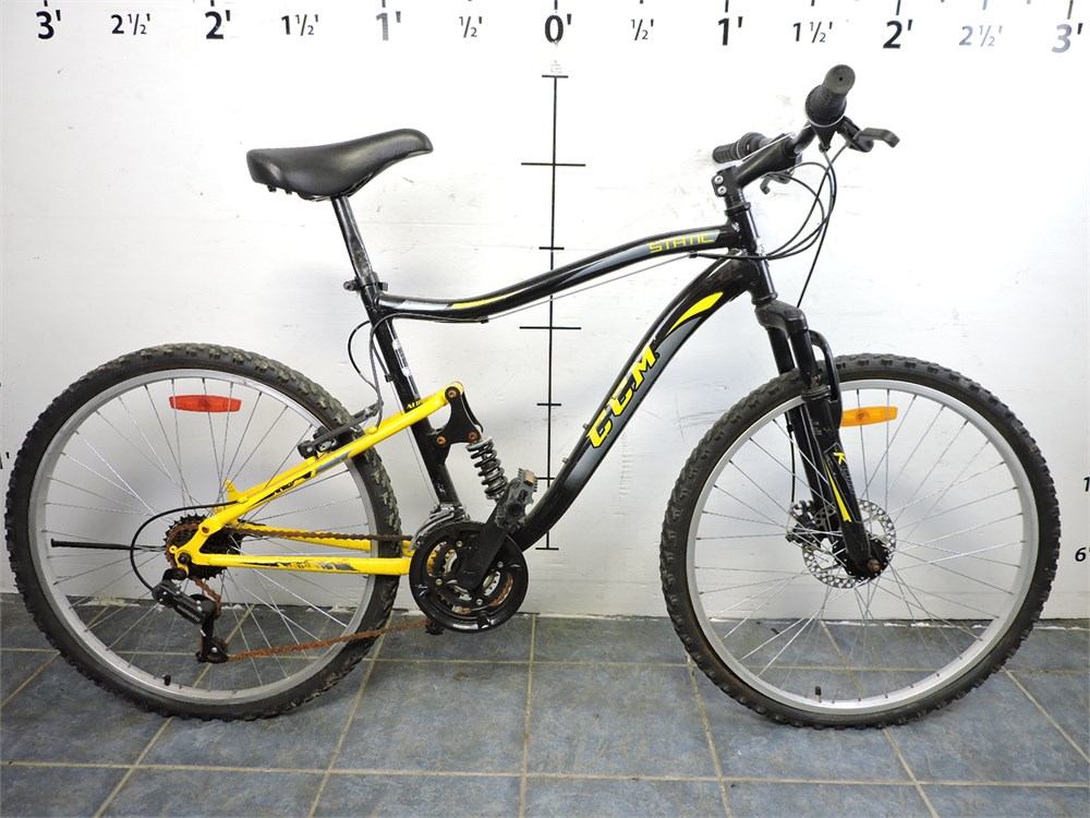 Police Auctions Canada CCM Static 21 Speed DS Front Disc Bike