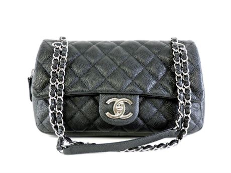 Police Auctions Canada - CHANEL Easy Quilted Caviar Single Flap Medium  Handbag (220798L)