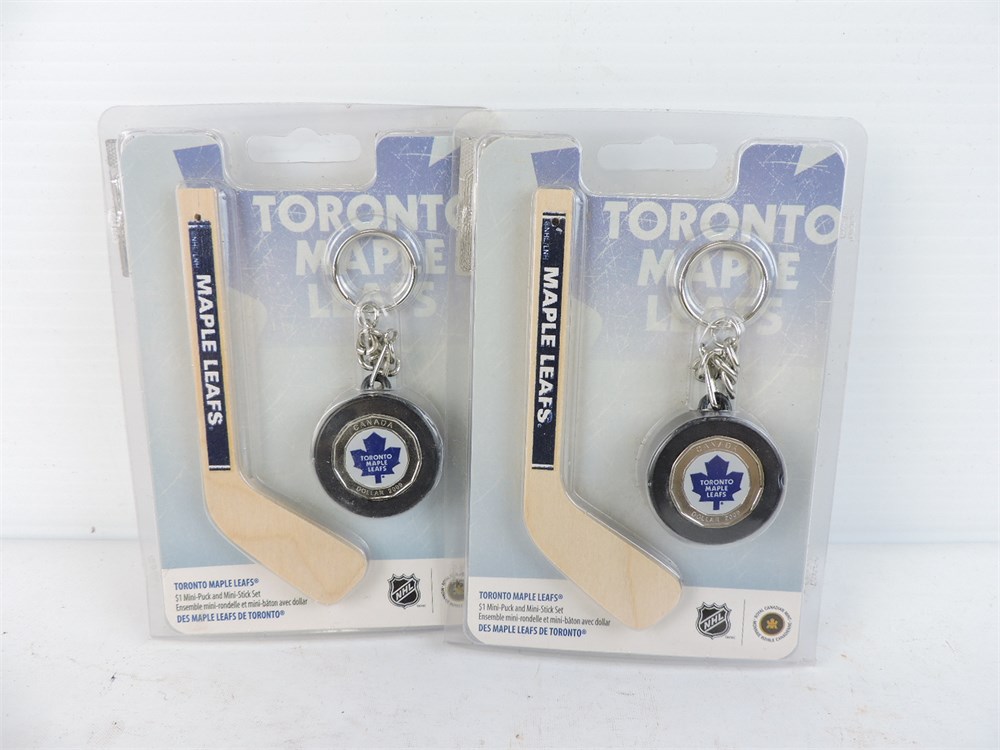 1962 TORONTO MAPLE LEAFS KEYCHAIN NHL 1.5 TALL MINI FIGURE