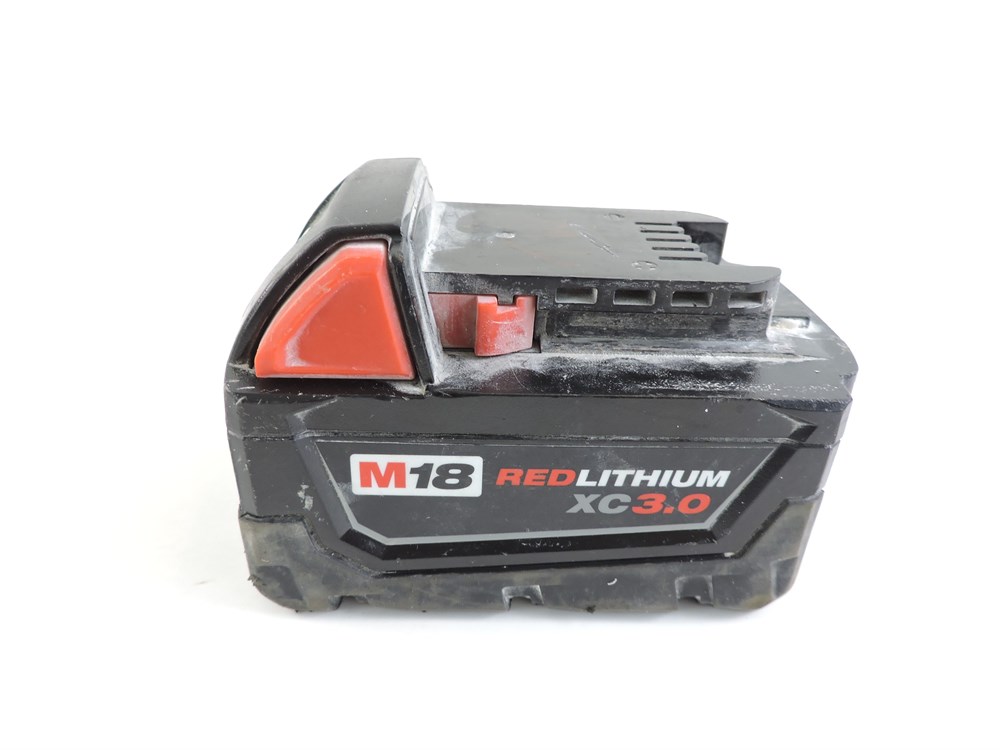 Police Auctions Canada - Milwaukee 48-11-1828 M18 Red Lithium XC3.0 ...