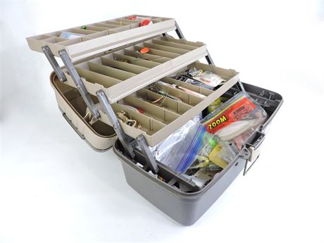 Police Auctions Canada - Plano 6134 Guide Series 3-Tray Tackle Box with Fishing  Tackle (264313H)