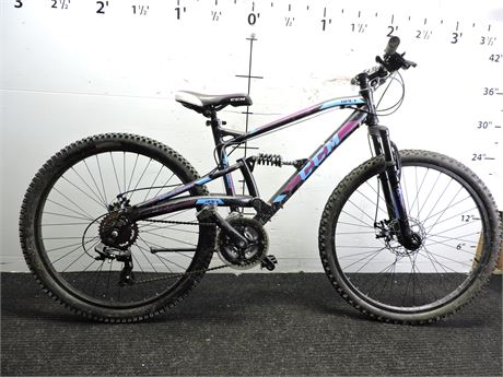 Police Auctions Canada CCM Apex 21 Speed DS F R DISC Bike 267587D