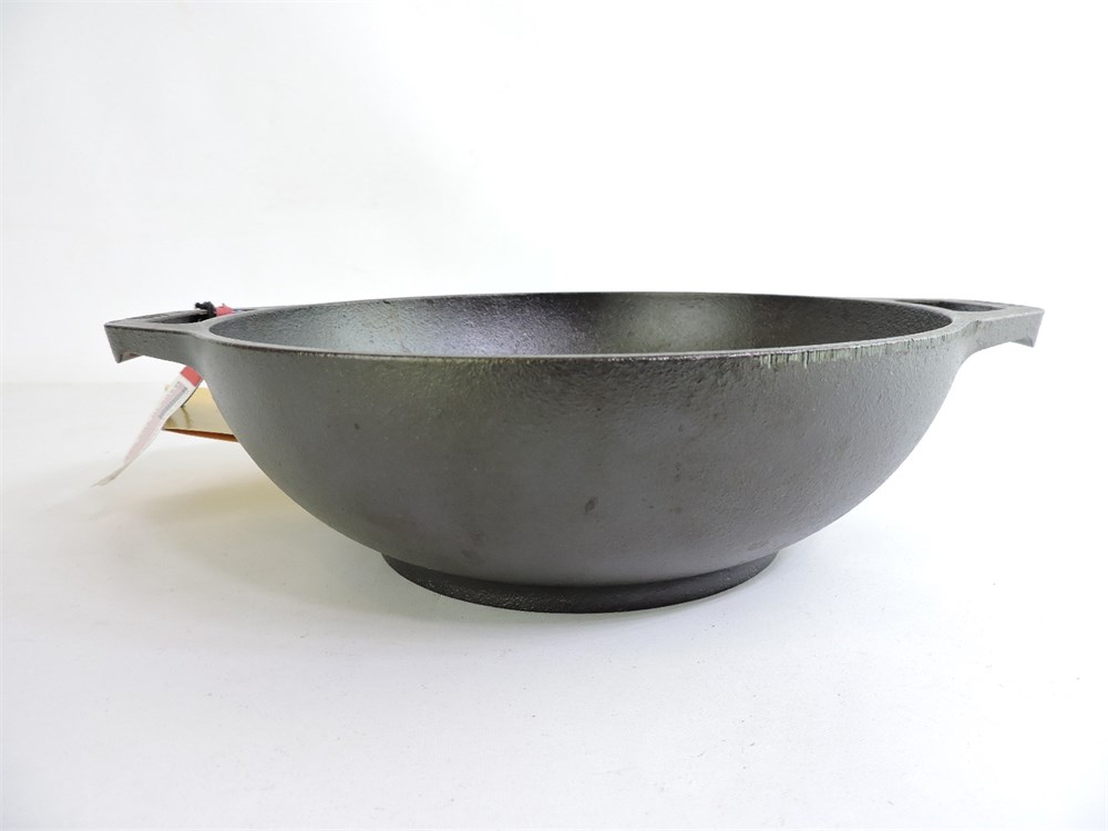 Cast Iron Lodge Wok 9MW Mini Wok