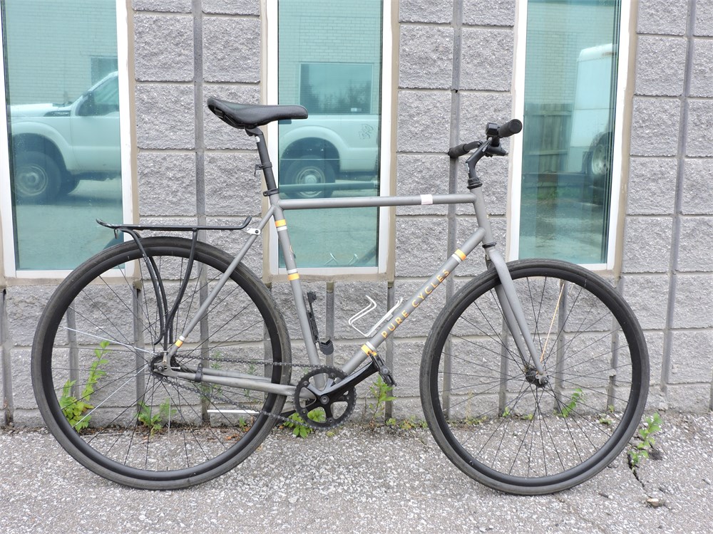 Police Auctions Canada Pure Cycles Single Speed Fixie Bike 276349D