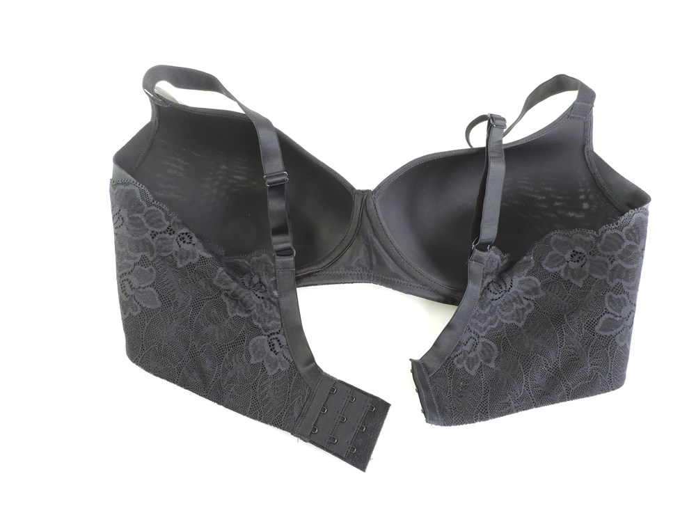 Police Auctions Canada - WonderBra Side & Back Smoothing Bra