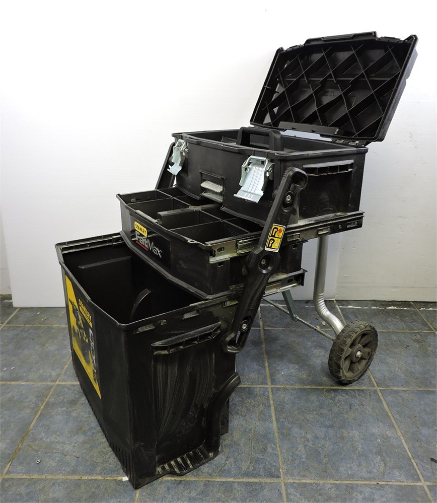 Stanley FatMax Mobile Workstation - How Easily Transport Your Tools  #DIYTradetips 
