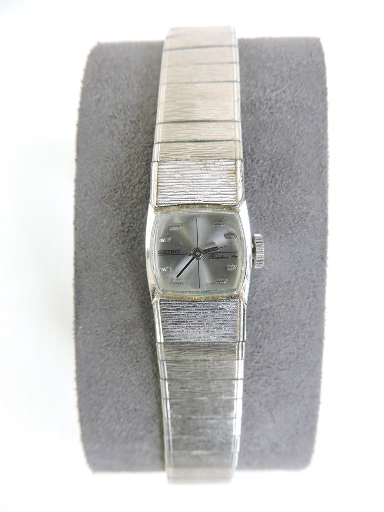 Women's Vintage Seiko Rainbow Link Bracelet Winding Watch (239725F) -  Police Auctions Canada
