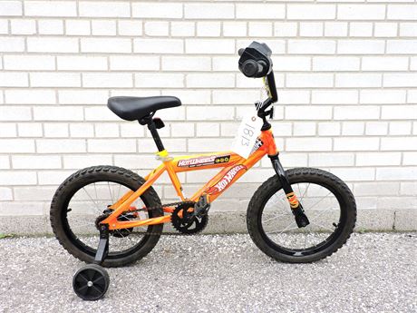 Hot wheels bike with training outlet wheels