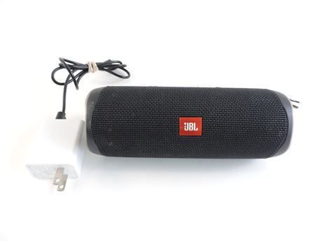 JBL Flip5 Wireless Speaker   (523338B)