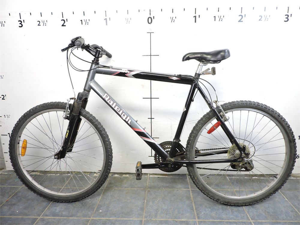 Raleigh tomahawk cheap mountain bike