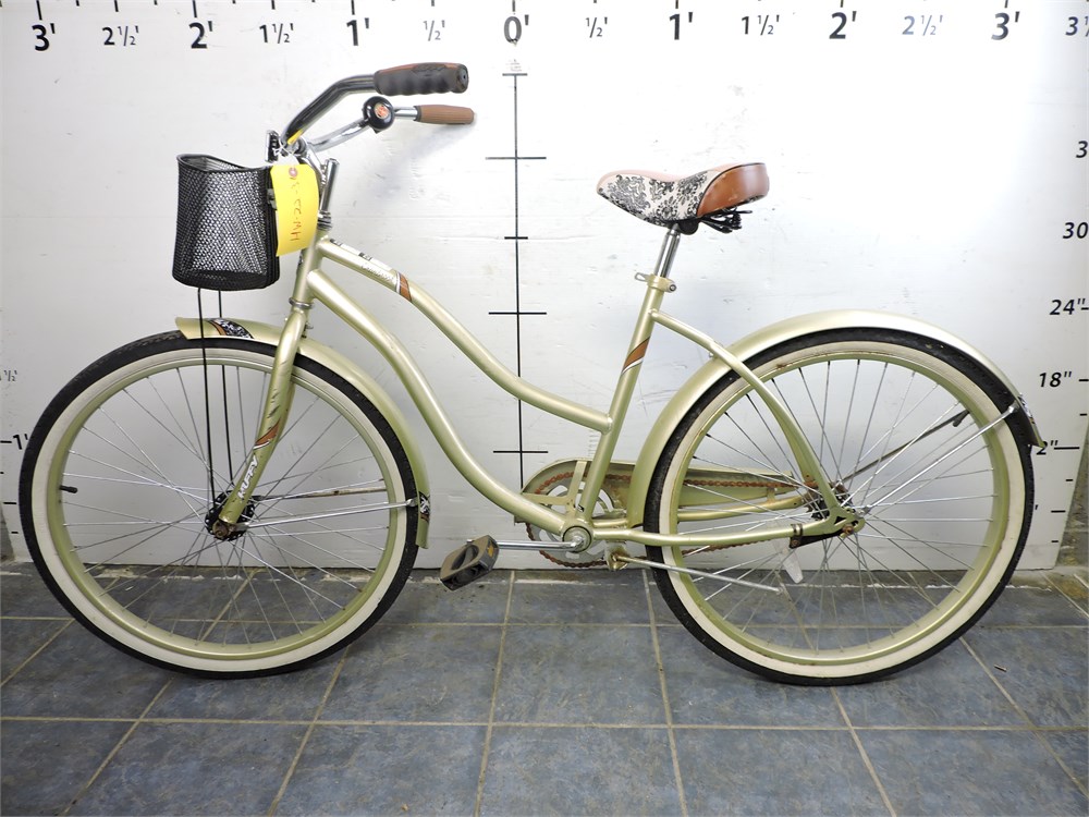 Police Auctions Canada Huffy Cranbrook Single Speed Cruiser Bike