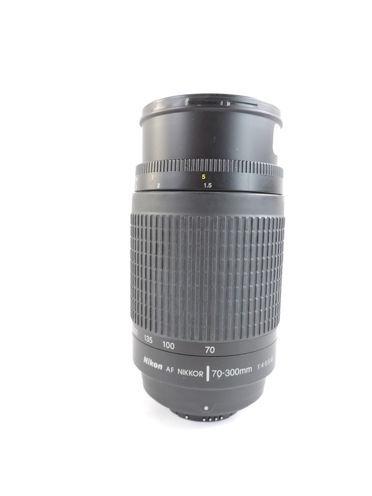 Police Auctions Canada - Nikon AF Nikkor 70-300mm f/4.5-5.6 G Lens