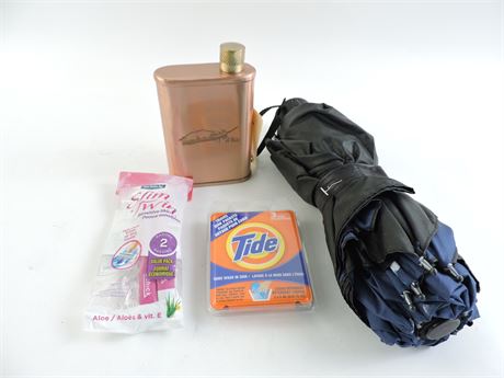 Lot of Assorted Items: Umbrella/Razors/Flask/Tide Travel Packets (283199H)
