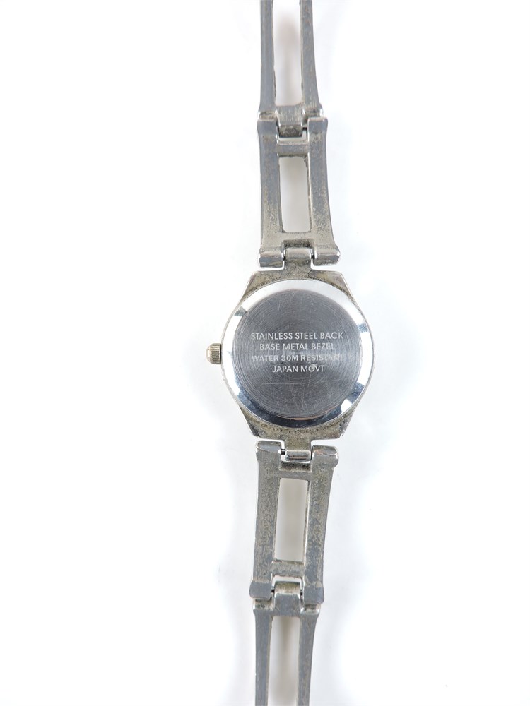 Stainless steel back base metal discount bezel japan movt watch price