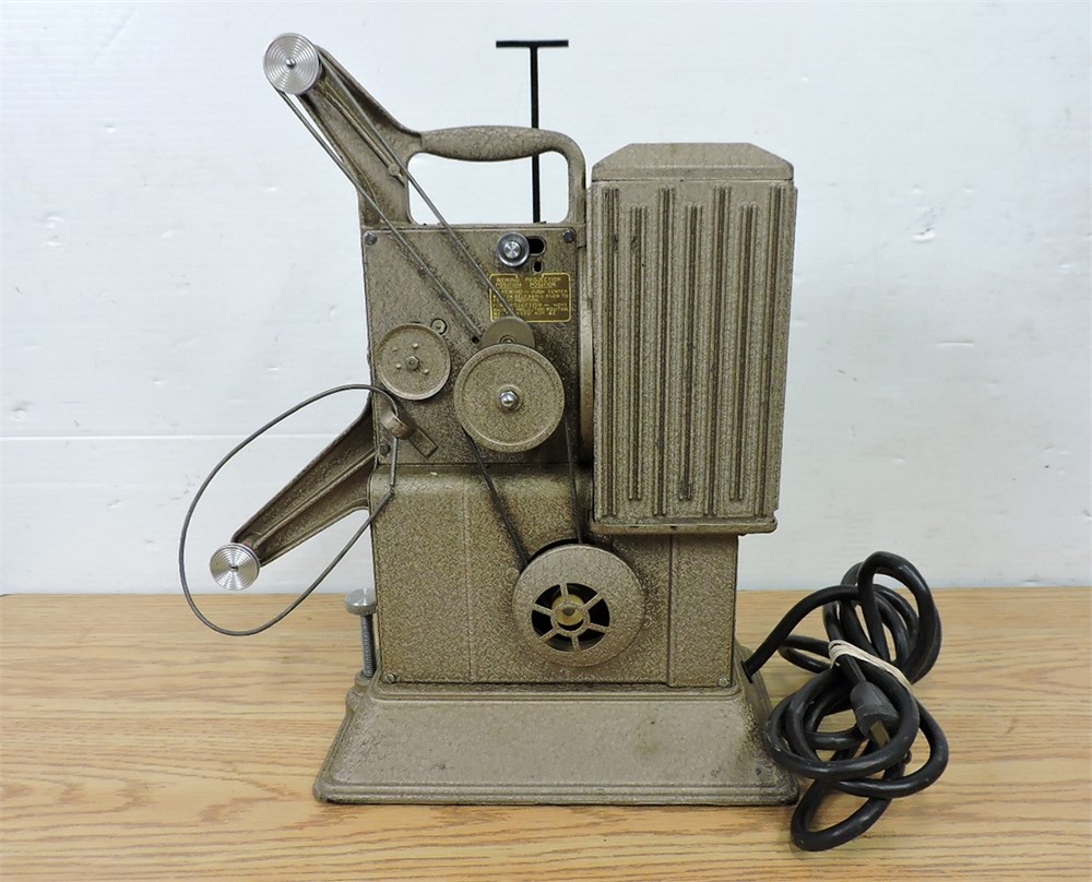 Antique Keystone 8mm Movie Film Projector Model R-8 Reel to Reel