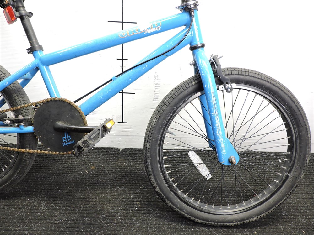 Police Auctions Canada Diamondback Grind BMX Freestyle Bike