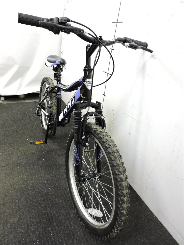 Police Auctions Canada CCM F52.0 6 Speed FS Youth Bike 240316D