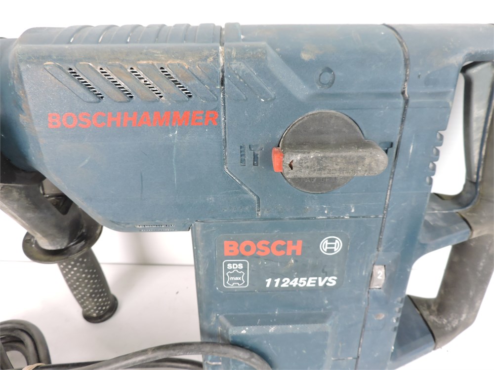 Police Auctions Canada Bosch 11245EVS Corded Boschhammer Drill