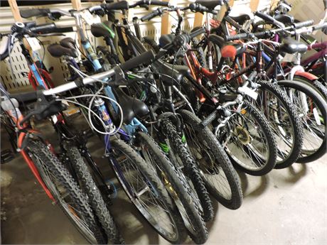 Police Auctions Canada Lot Of 15 Assorted Used Bikes 282729D   7d7db5e1 07e3 4adf A89d 44adfa6a578b Fullsize 