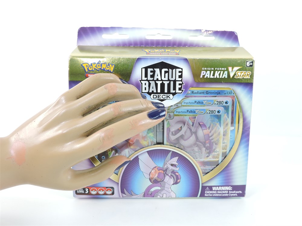 Pokemon TCG Origin Forme Palkia VSTAR League Battle Deck Box Sealed