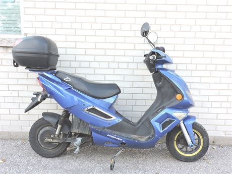 Unbranded Blue Electric E-Bike Scooter (For Parts/Repair) (260810D)