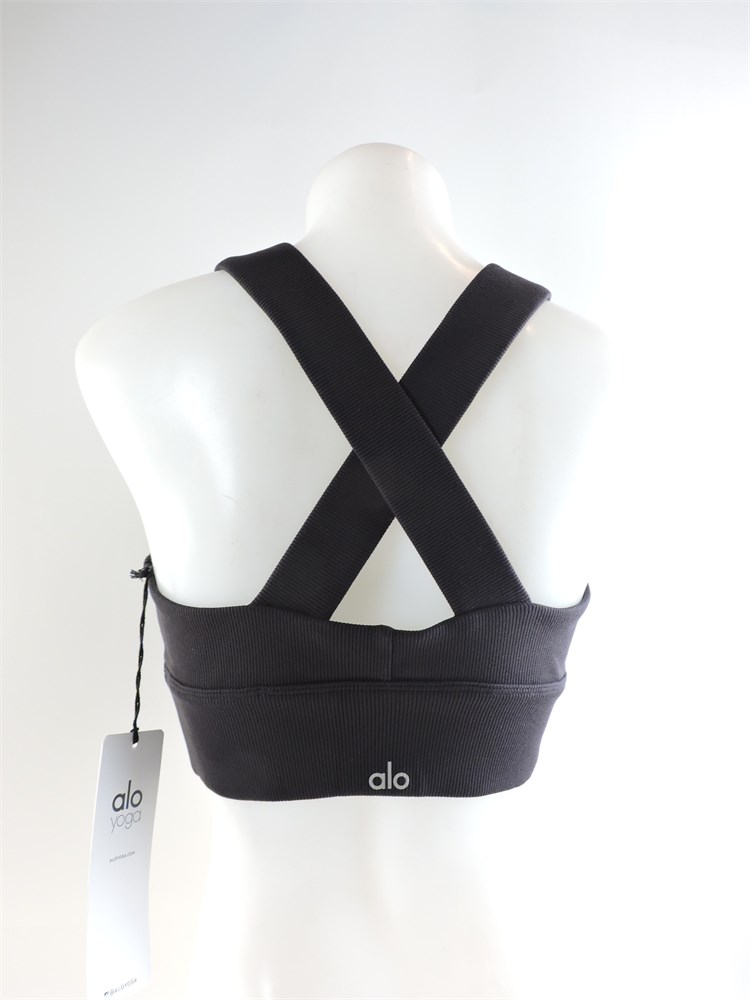 Police Auctions Canada - Women's Alo Yoga Emulate Cross It Off