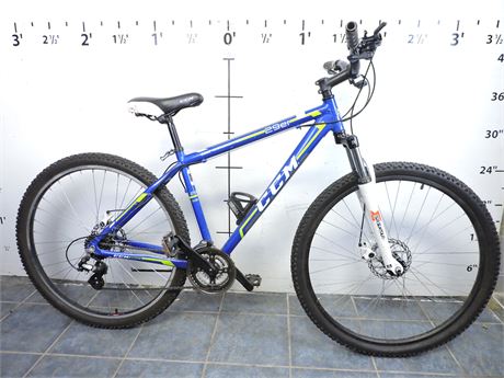 Police Auctions Canada CCM 29er 21 Speed FS F R DISC Bike 278585D