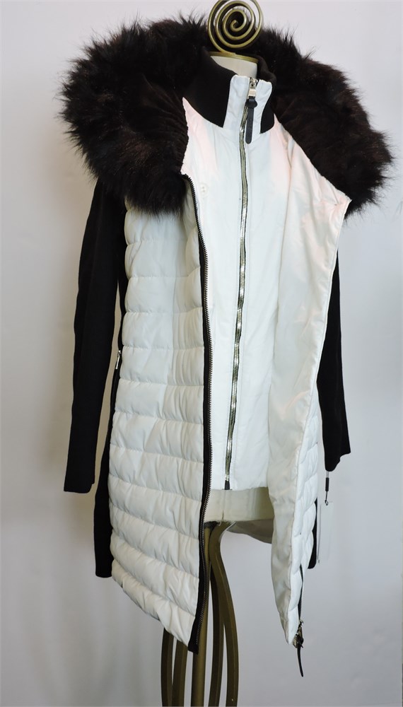Police Auctions Canada - Women's Calvin Klein Performance Puffer & Rib-Knit  Hooded Coat, Size L (260655L)