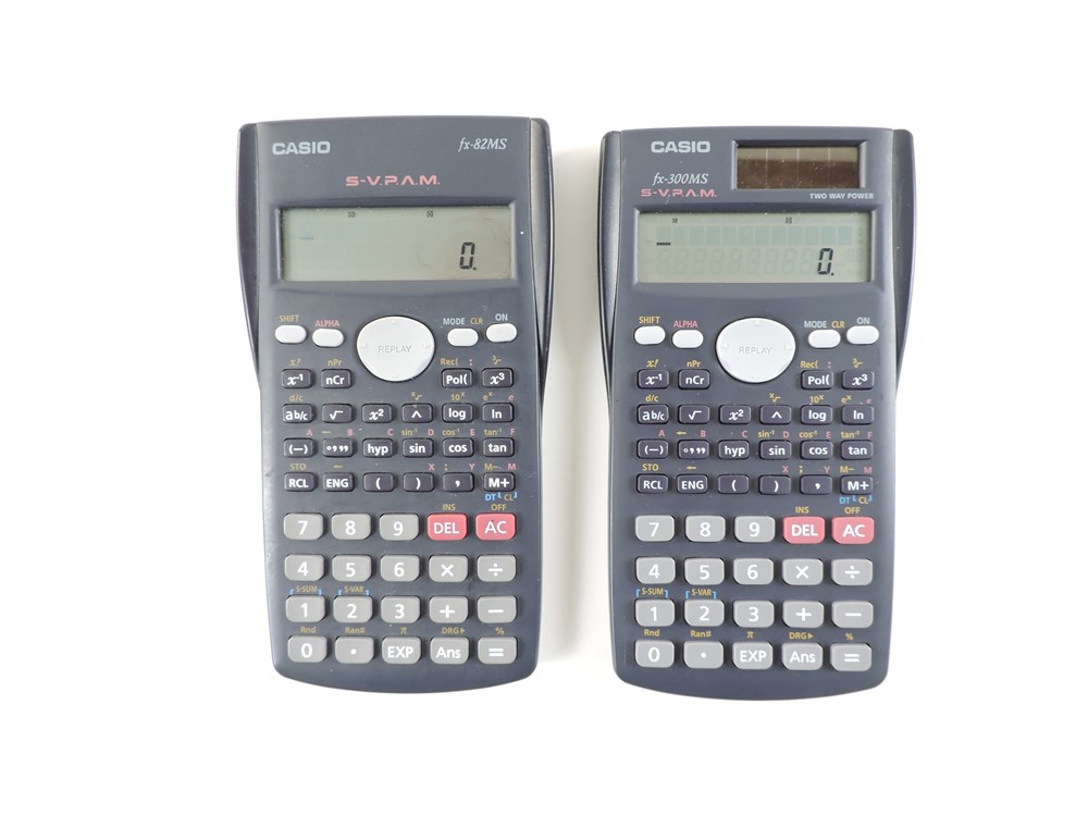 Police Auctions Canada 2 Casio fx 82 MS fx 300MS Scientific