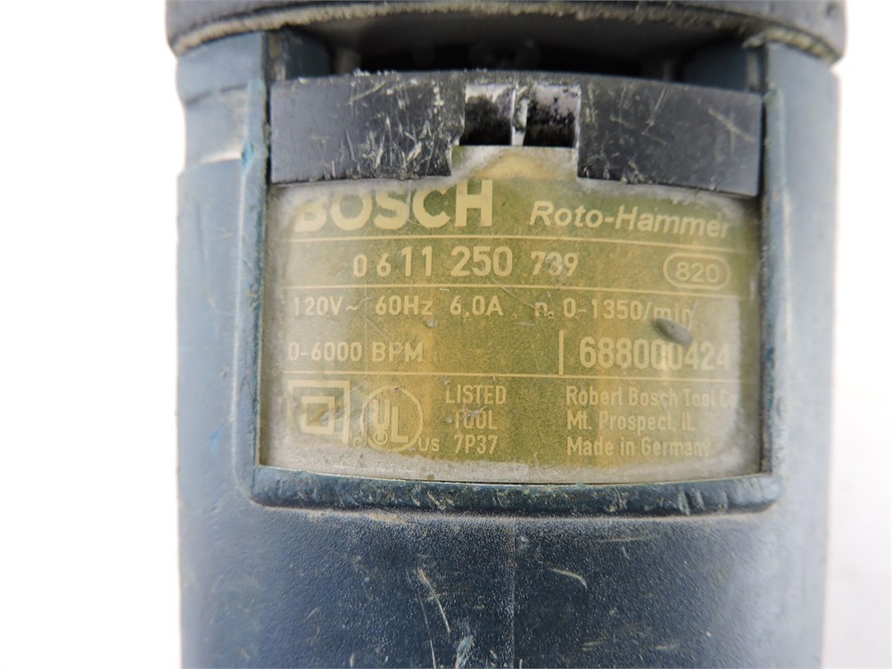 Police Auctions Canada Bosch 0611 250 739 6.0A Corded Roto