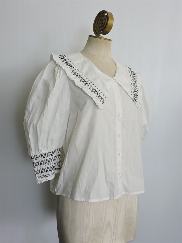 Police Auctions Canada - Women's Zara Button-Up Smocked Trim Cotton Blouse  - Size S (517020L)