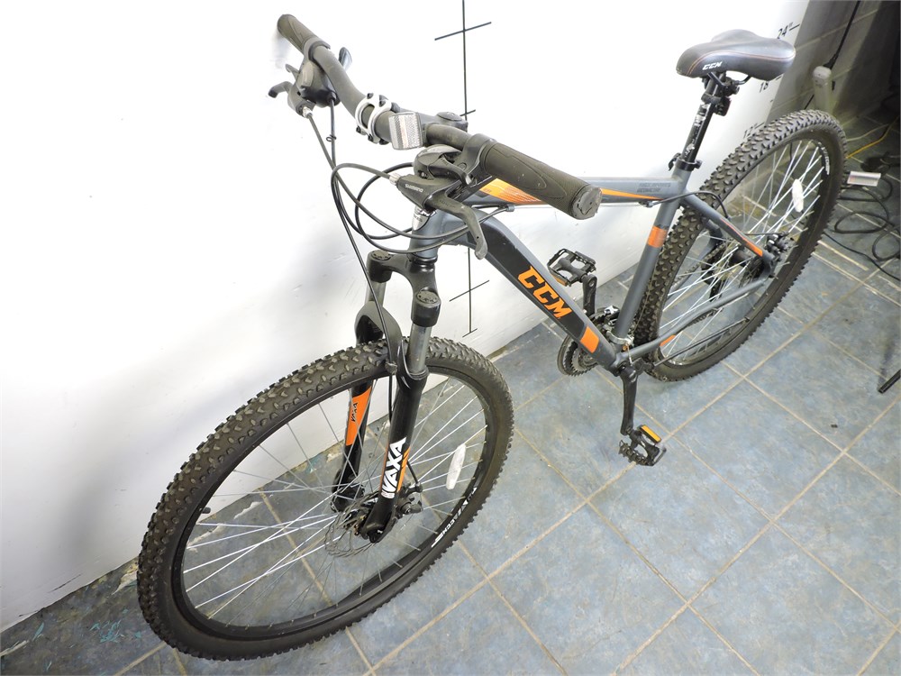 Ccm 29er hardtail online mountain bike