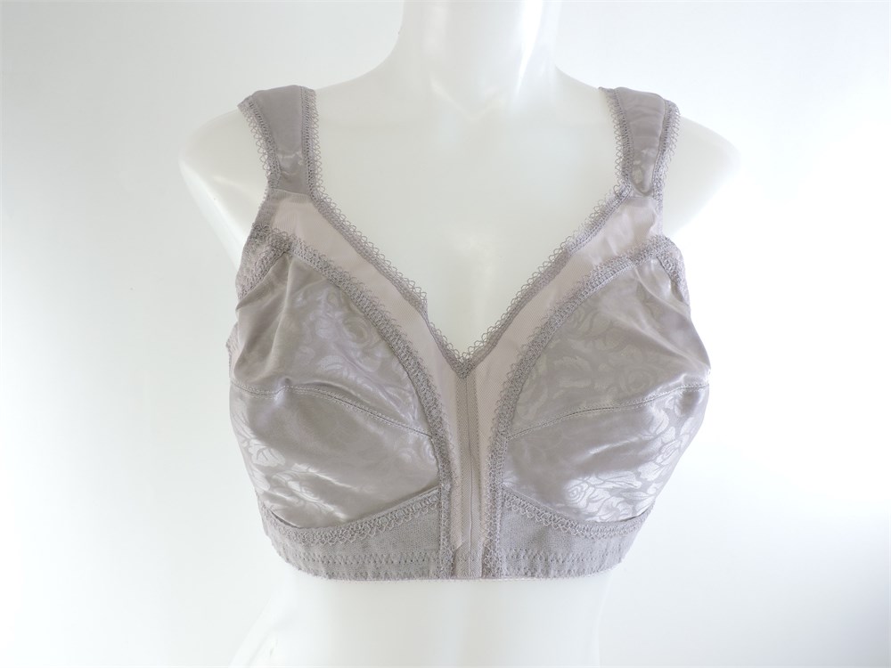 Police Auctions Canada - Playtex 18 Hour 4 Way Comfort Stretch Bra - Size C  36-42 (242320L)