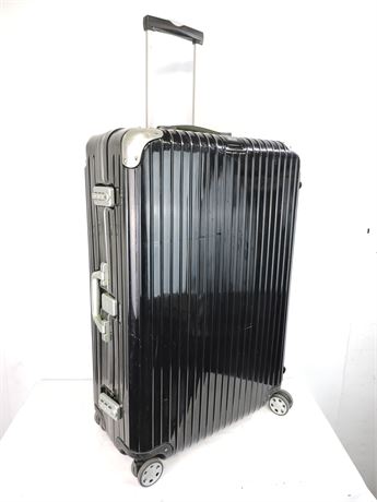 31.5" Rimowa Hard-Side Spinner Suit Case (285854L)