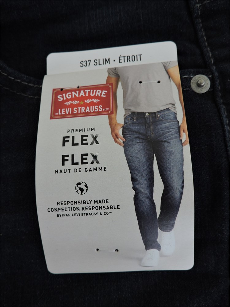 Police Auctions Canada - Men's Levi's Signature S37 Slim Denim Jeans - Size  30x32 (240276L)