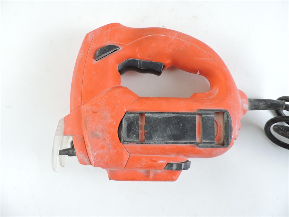 Police Auctions Canada - Black & Decker RS600 Corded Reciprocating Saw with  Storage Case (220942A)