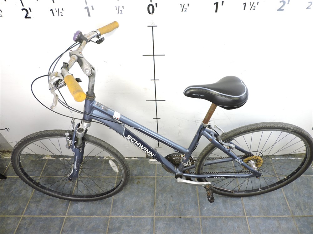 Police Auctions Canada Schwinn Hydra 24 Speed FS Bike 273769D