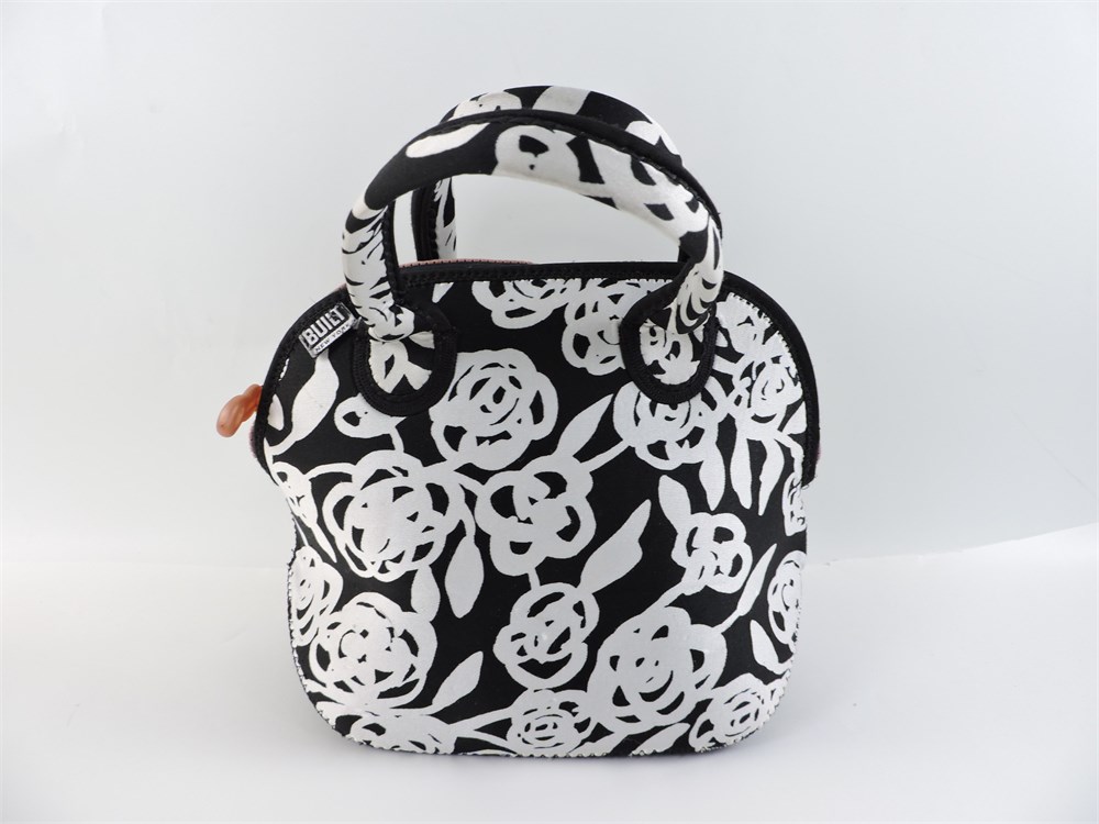 Built NY Gourmet Getaway Lunch Tote Black-White