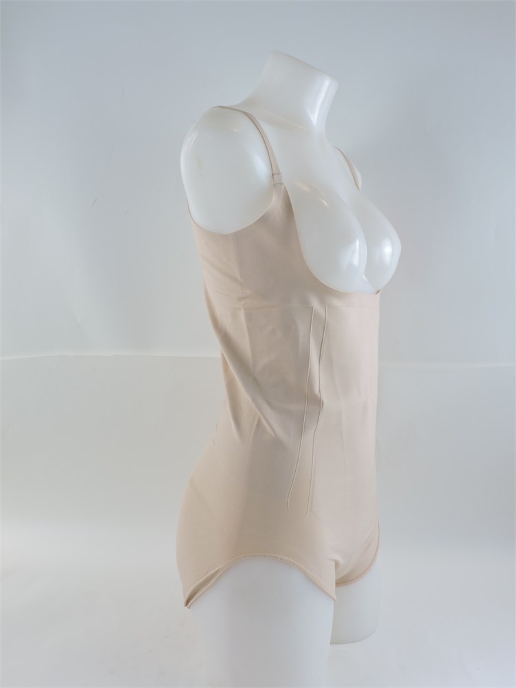 Police Auctions Canada - Women's Spanx Sculpt Open-Bust Bodysuit - Size XL  (516910L)