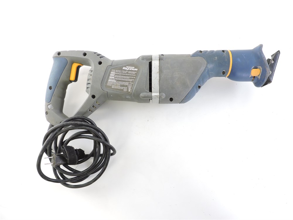 Police Auctions Canada - Black & Decker RS600 Corded Reciprocating Saw with  Storage Case (220942A)