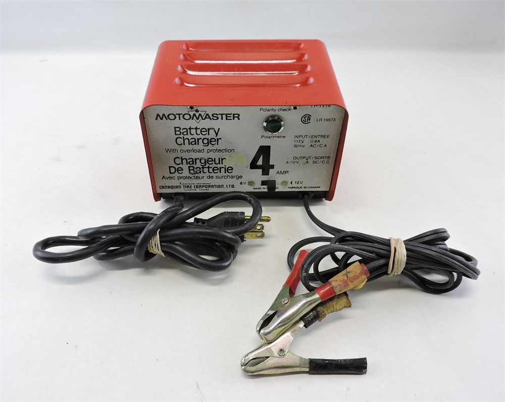in case socks Blind faith Police Auctions Canada - Motomaster 11-1514 Battery Charger with Overload  Protection (237516A)