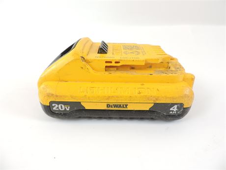 Police Auctions Canada DeWalt DCB240 20V Lithium Ion