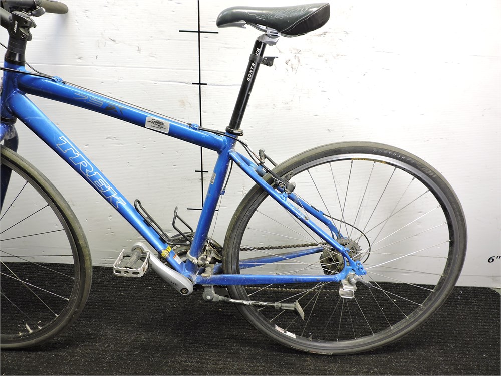 Trek 7.3 2025 fx blue book