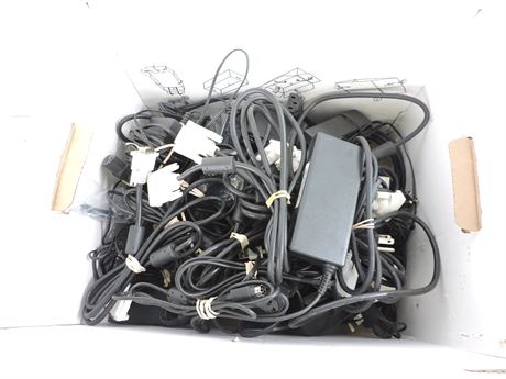 Job Lot of Assorted Laptop Chargers DVI Video Cables (287902B)