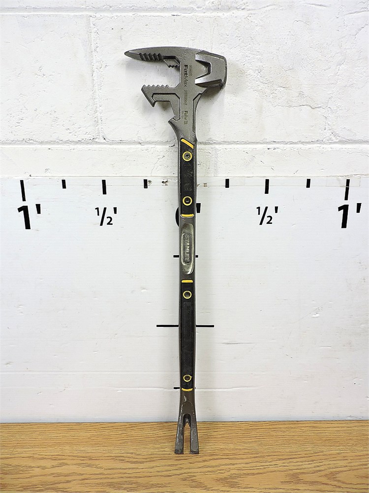 Police Auctions Canada - Stanley FatMax Xtreme FuBar III 30