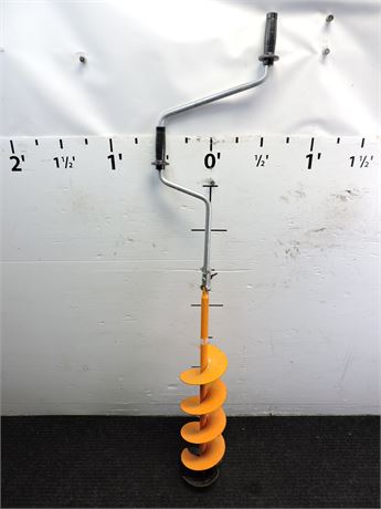 Police Auctions Canada - Normark Manual Ice Fishing Auger (267348A)