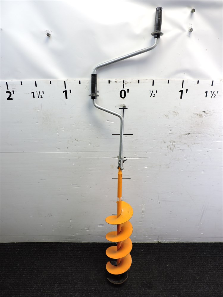 Normark Manual Ice Fishing Auger (267348A) - Police Auctions Canada